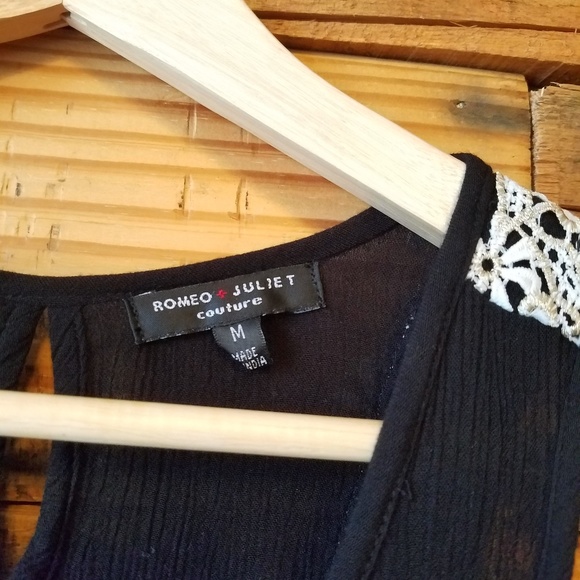 Anthropologie Romeo & Juliet Couture Top Medium ♡ - Picture 4 of 5